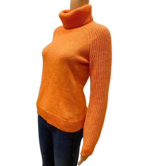 🍁3 for 25  Vineyard vines orange wool blend turtleneck sweater size M - Picture 3 of 8